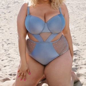 One piece GabbiFresh x Swimsuitsforall.com
